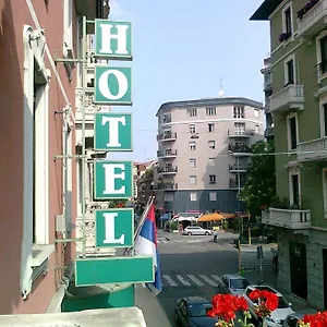 *** Hotel Losanna Itália